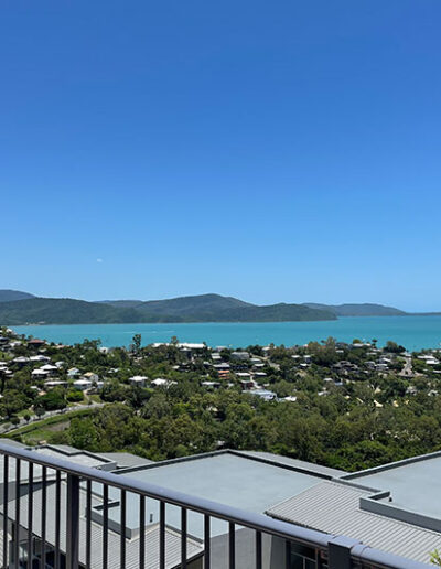Holiday On The Horizon Is a Airlie Beach Holiday Home With massive views